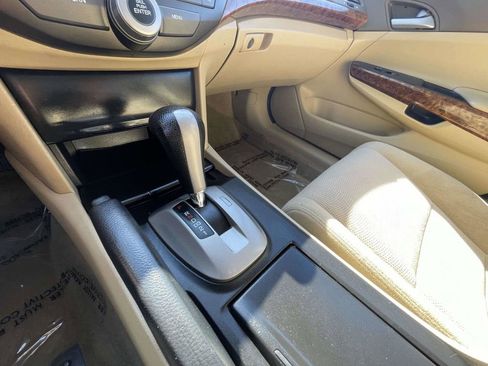 Used 2010 Honda Accord EX image 39