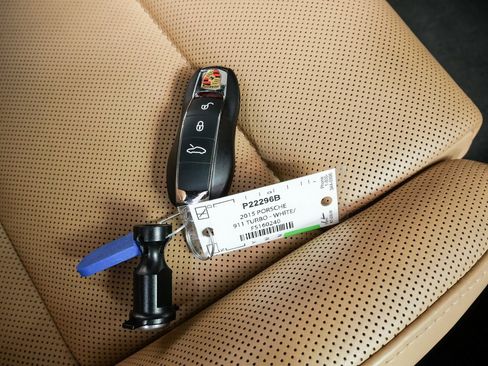 Certified 2015 Porsche 911 Turbo image 33