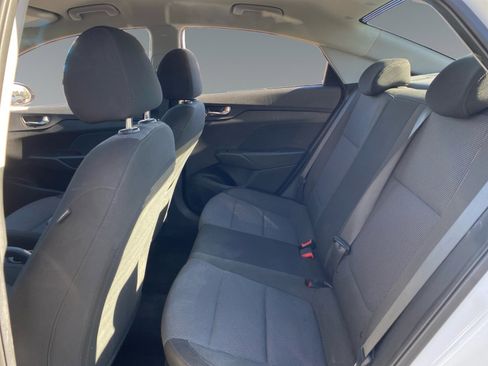 Used 2021 Hyundai Accent SEL image 13