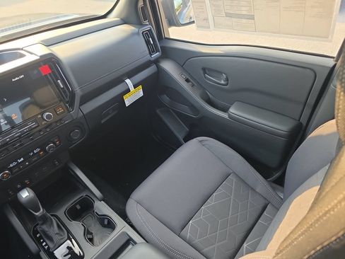 New 2026 Nissan Frontier SV w/ SV Convenience Package RWD image 19