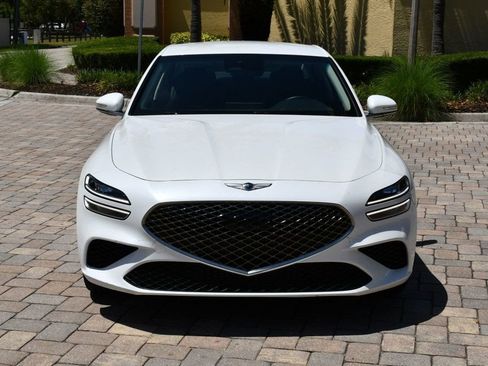 Used 2023 Genesis G70 3.3T RWD image 9