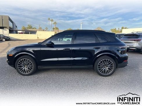 Used 2019 Porsche Cayenne S image 8