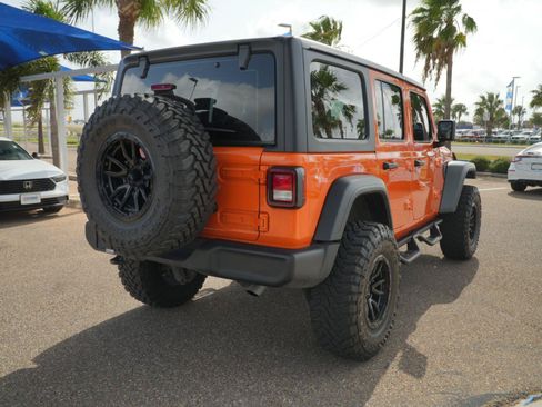 Used 2025 Jeep Wrangler Unlimited Sport AWD/4WD image 5
