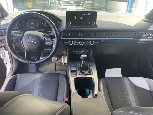 Used 2023 Honda Civic Sport image 11
