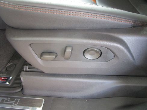 New 2026 GMC Sierra 1500 AT4 w/ AT4 Premium Package AWD/4WD image 33