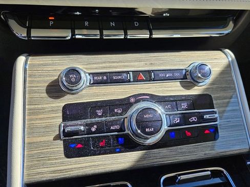 Used 2020 Lincoln Aviator Black Label w/ Dynamic Handling Package image 19