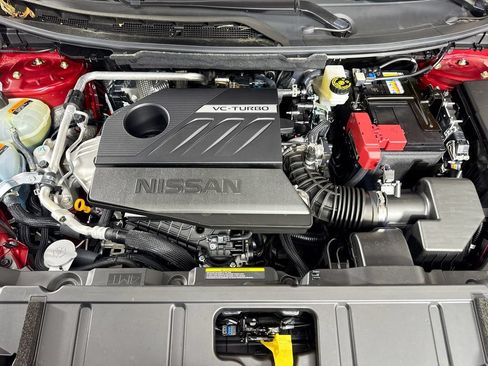 Used 2025 Nissan Rogue Platinum w/ Platinum Premium Package FWD image 39