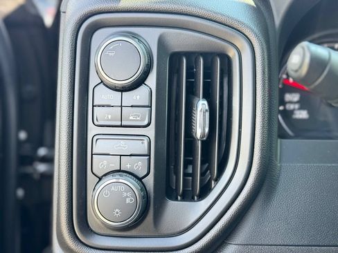 Used 2024 Chevrolet Silverado 1500 Custom w/ LPO, Dark Essentials Package AWD/4WD image 19