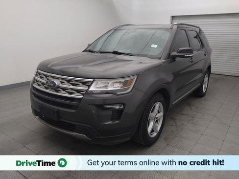Used 2018 Ford Explorer XLT w/ Equipment Group 202A image 1
