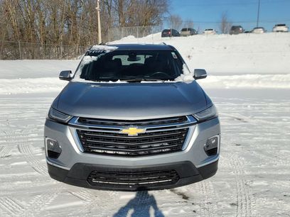 Used 2023 Chevrolet Traverse LT