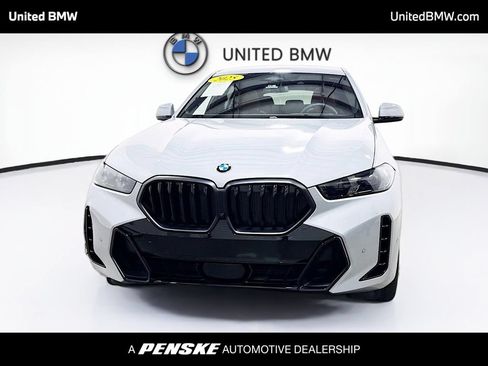 Certified 2025 BMW X6 xDrive40i w/ Executive Package AWD/4WD image 2