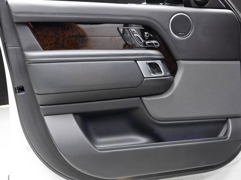 Used 2022 Land Rover Range Rover Westminster Edition image 40