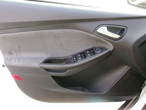 Used 2014 Ford Focus SE image 13