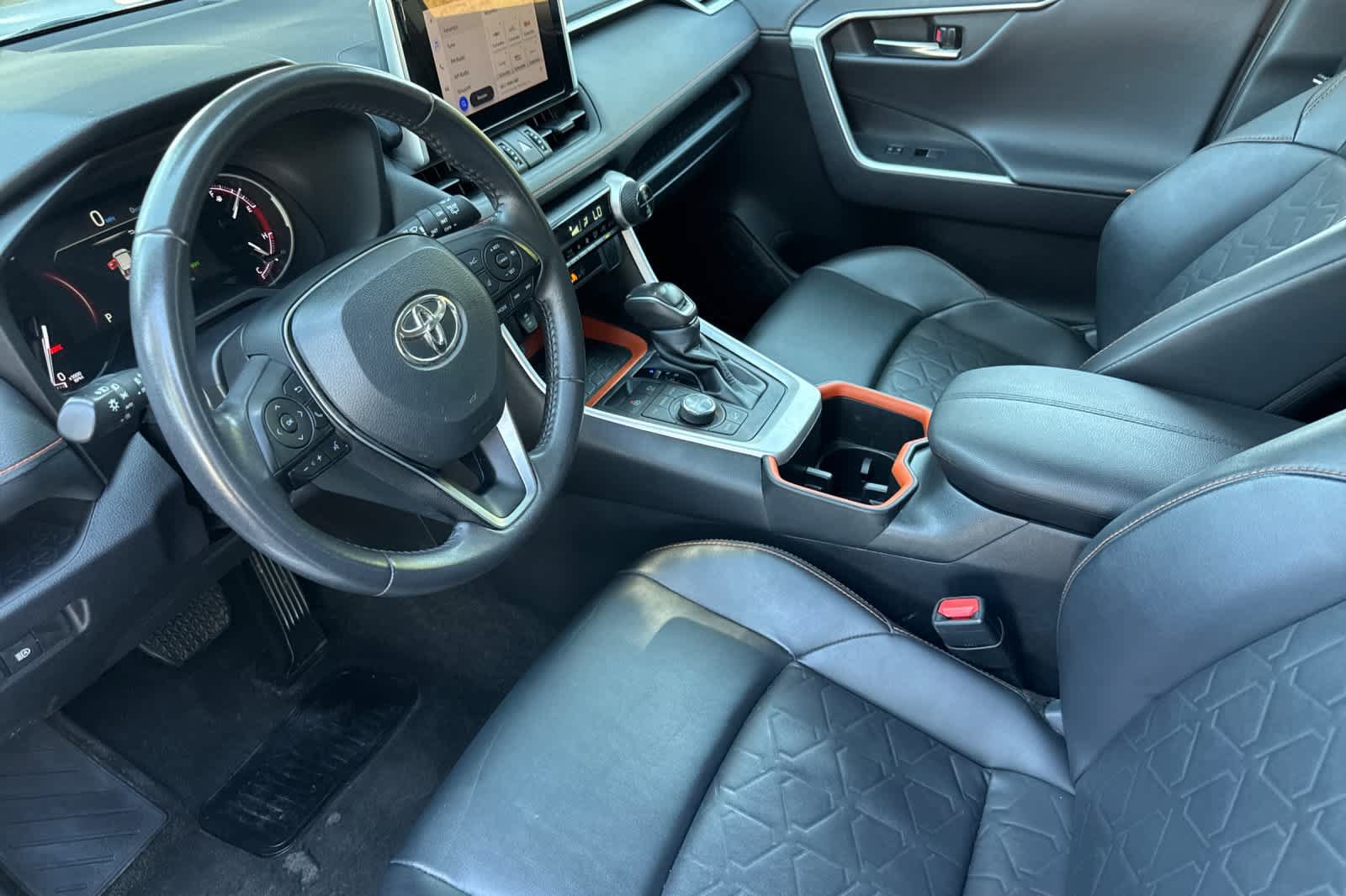 Used 2024 Toyota RAV4 Adventure AWD/4WD image 11