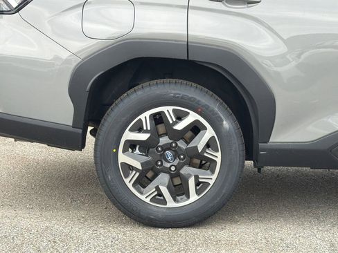 New 2026 Subaru Forester Premium image 4
