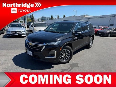 Used 2023 Chevrolet Traverse LT w/ LPO, Cargo Package AWD/4WD image 1