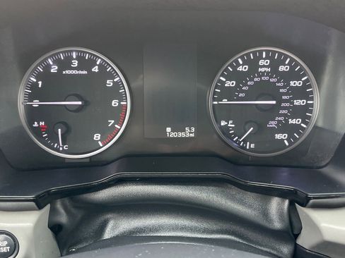 Used 2020 Subaru Legacy image 14