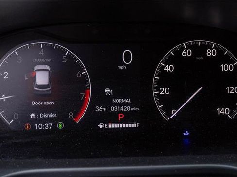 Used 2025 Honda HR-V Sport image 15