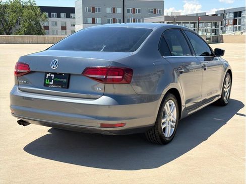 Used 2017 Volkswagen Jetta S FWD image 8