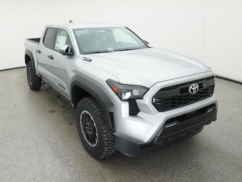 New 2025 Toyota Tacoma TRD Off-Road image 17