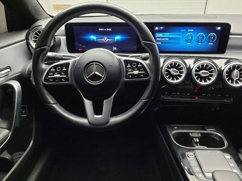 Used 2021 Mercedes-Benz A 220 image 22