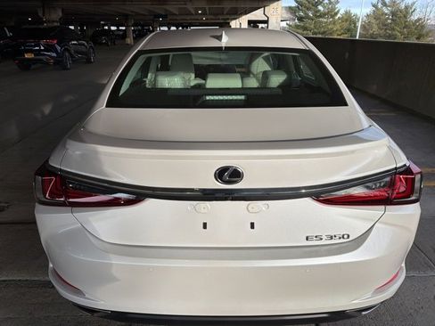 New 2025 Lexus ES 350 w/ Premium Package image 4