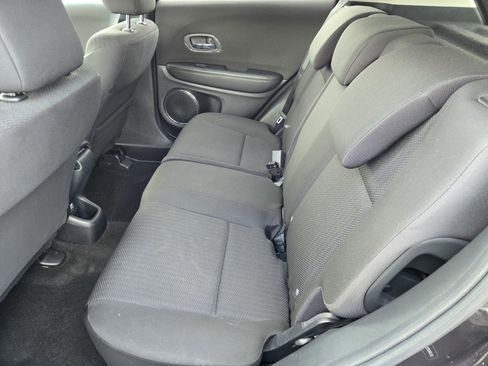 Used 2016 Honda HR-V EX image 12