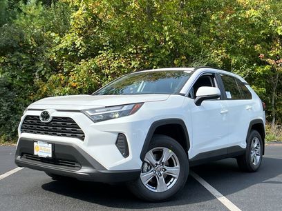 New 2025 Toyota RAV4 XLE w/ Convenience Package