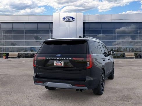 New 2026 Ford Expedition Platinum w/ Platinum Ultimate Package AWD/4WD image 8
