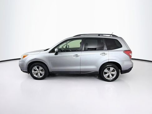 Used 2014 Subaru Forester 2.5i Premium AWD/4WD image 4