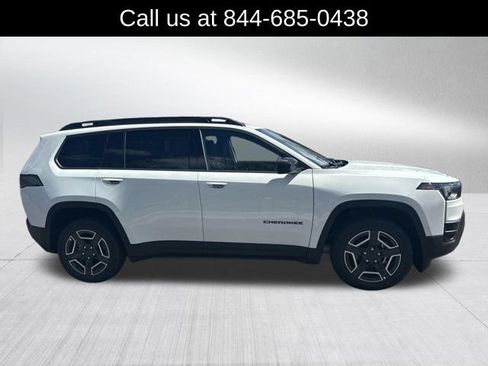 New 2026 Jeep Cherokee Laredo AWD/4WD image 4