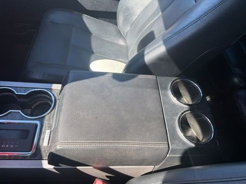 Used 2017 Ford Expedition EL Limited w/ Equipment Group 301A image 28