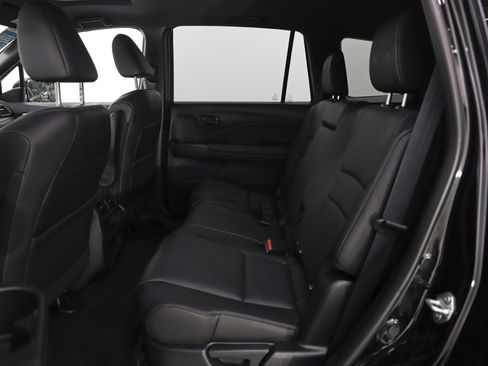 Used 2023 Honda Passport EX-L image 15