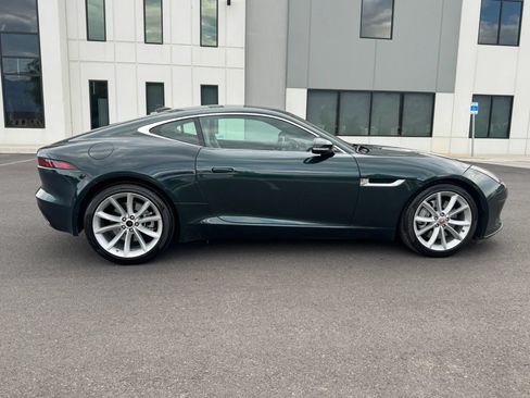 Used 2018 Jaguar F-TYPE Coupe RWD image 10