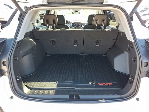 Certified 2020 GMC Terrain SLT w/ Preferred Package image 30