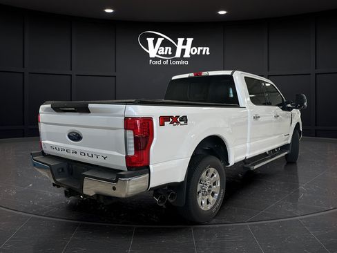 Used 2019 Ford F250 Lariat w/ Lariat Ultimate Package AWD/4WD image 7