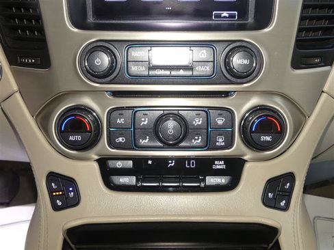 Used 2019 GMC Yukon Denali w/ Denali Ultimate Package AWD/4WD image 36