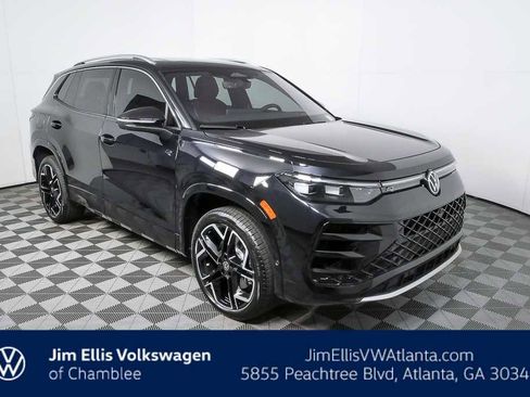 New 2026 Volkswagen Tiguan SEL R-Line image 1
