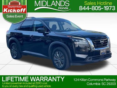 Used 2024 Nissan Pathfinder SV