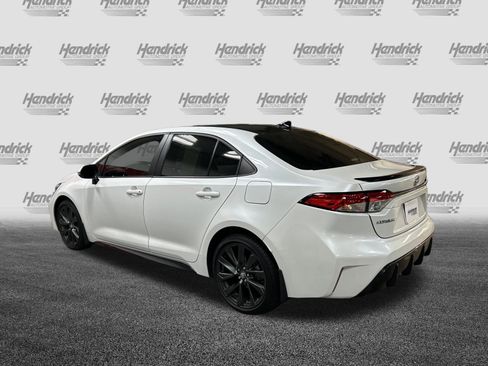 Used 2025 Toyota Corolla SE w/ Convenience Package FWD image 8
