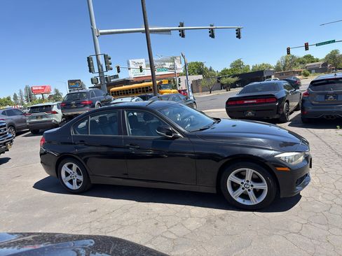Used 2015 BMW 328i xDrive Sedan AWD/4WD image 9