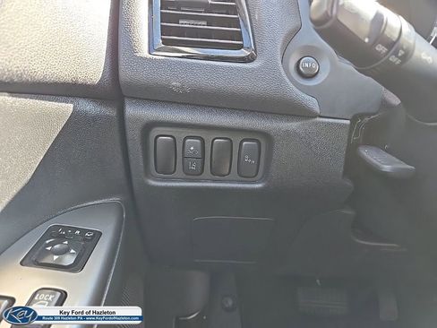 Used 2024 Mitsubishi Outlander Sport SE image 32