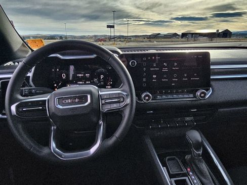 Used 2024 GMC Canyon Elevation w/ Convenience Package image 36