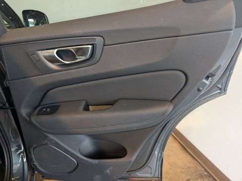 Used 2026 Volvo XC60 B5 Core w/ Climate Package image 24