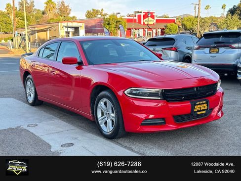 Used 2022 Dodge Charger SXT RWD image 1