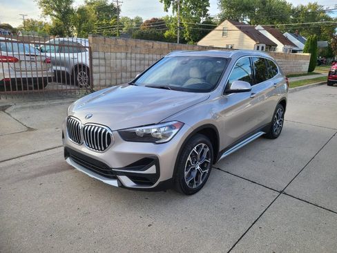 Used 2021 BMW X1 xDrive28i w/ Convenience Package image 7