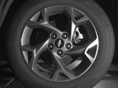 Used 2025 Chevrolet Trax LT image 14