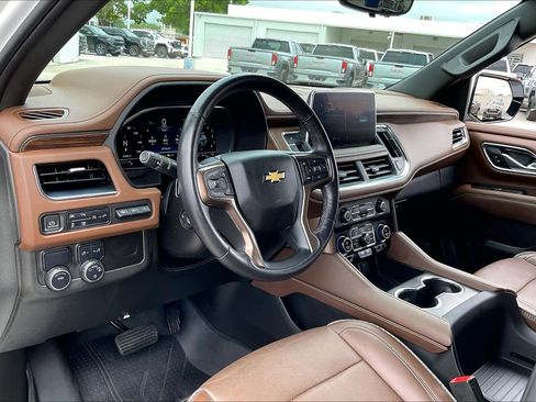 Used 2022 Chevrolet Tahoe High Country image 17