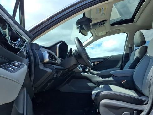 Certified 2025 Subaru Outback Limited AWD/4WD image 16
