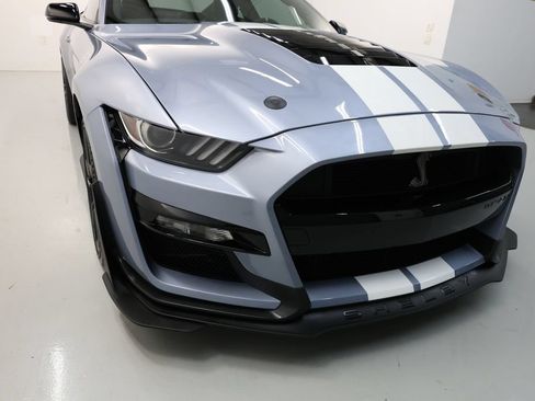 Used 2022 Ford Mustang Shelby GT500 w/ Technology Package RWD image 65